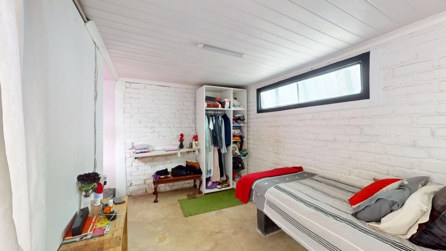 5 Bedroom Property for Sale in Colorado Park Western Cape